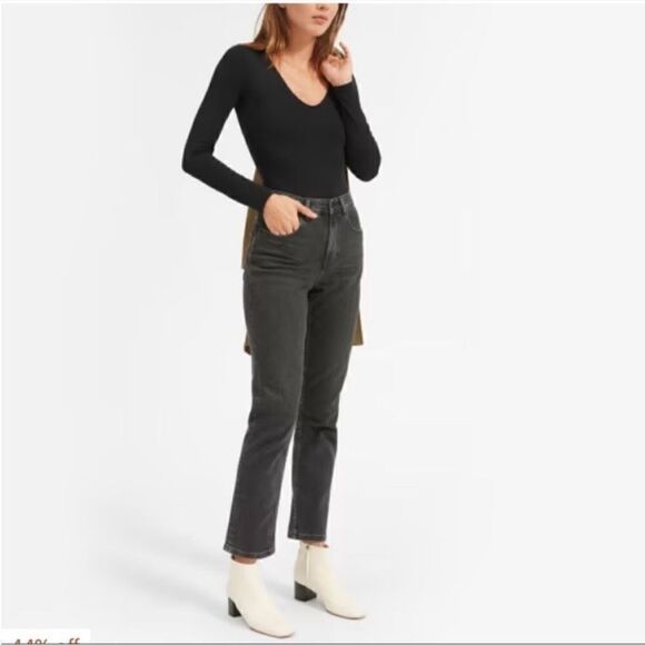 NWOT Everlane The Long-Sleeve V-neck Supima®
Bodysuit Size S - Picture 9 of 10